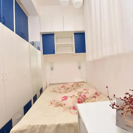 Anja Apartment *